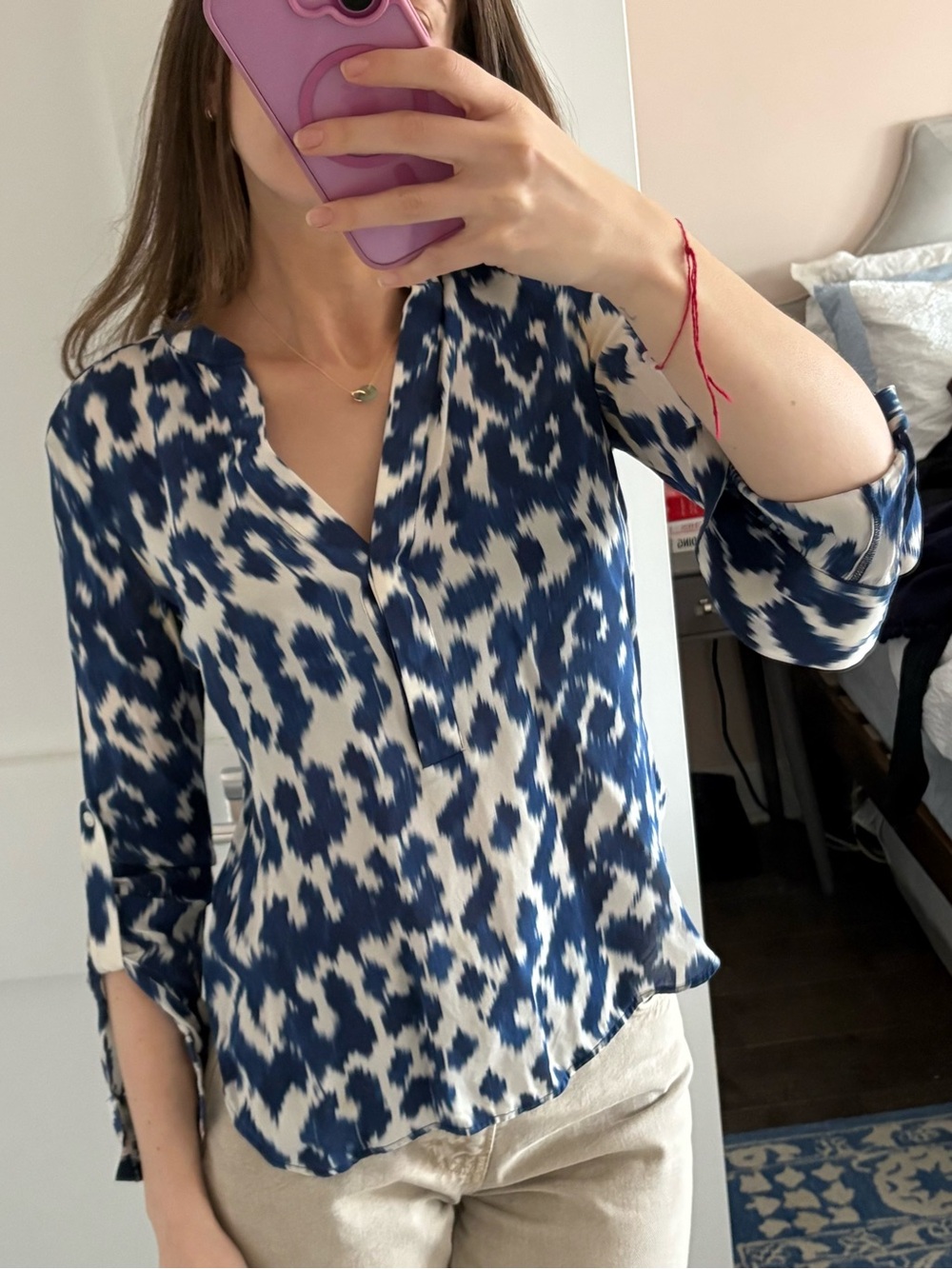 Vince Blue & Ivory Ikat Print Silk Button Down Blouse 0